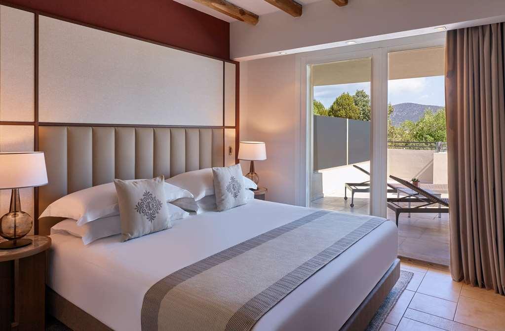 Conrad Chia Laguna Sardinia Domus De Maria Room photo