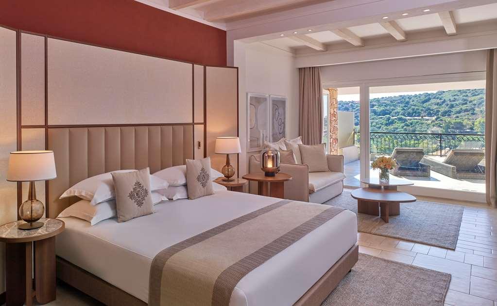 Conrad Chia Laguna Sardinia Domus De Maria Room photo